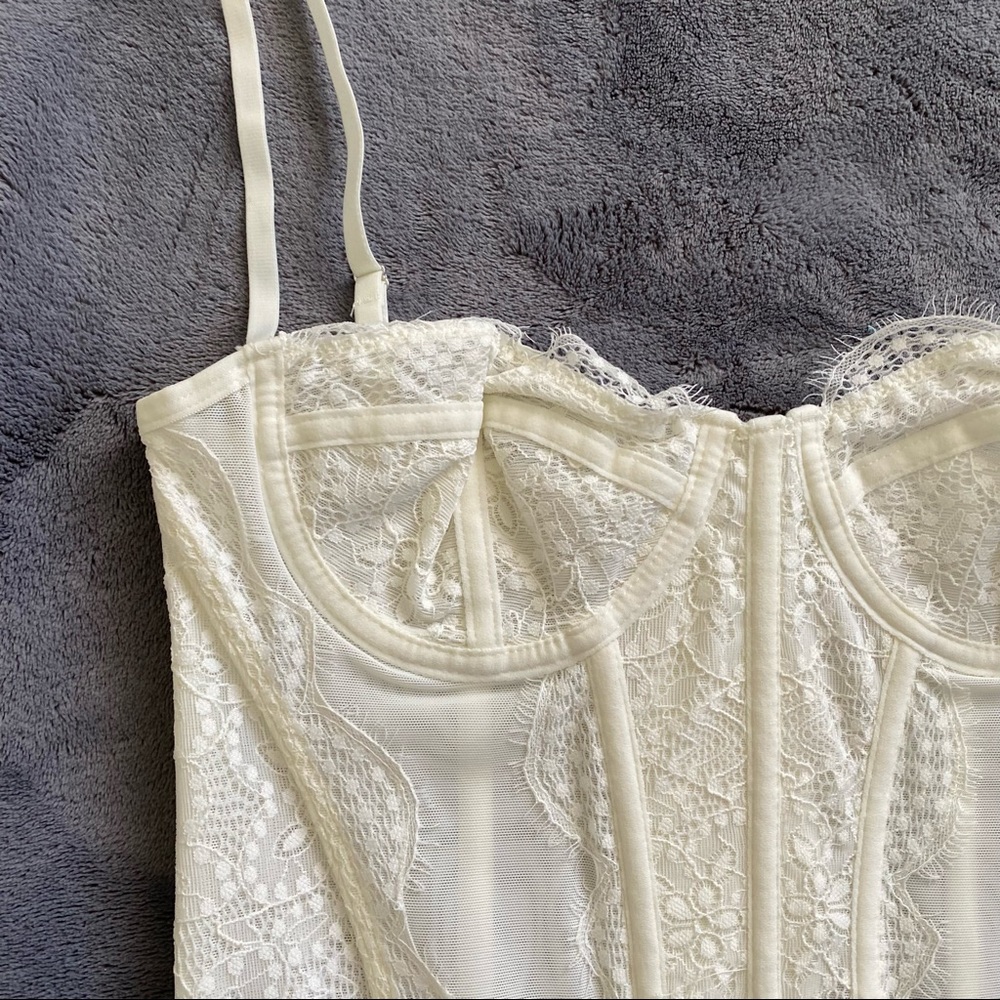 NWT - Urban Outfitters Out From Under Modern Love Corset - Picture 3 of 8